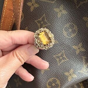 Vintage Sarah Coventry ring
